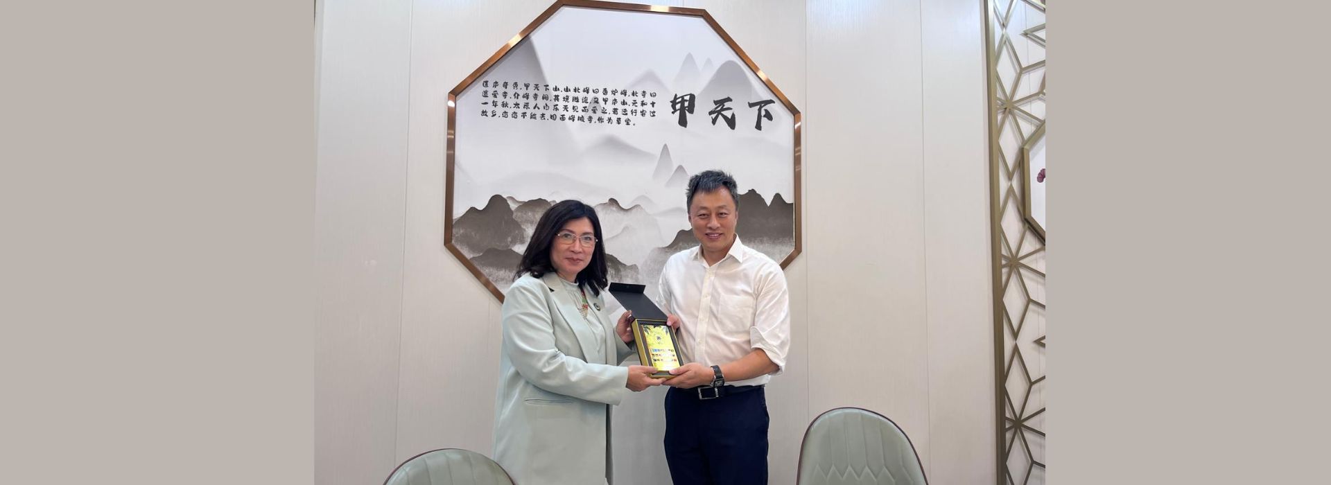 ICC Executive Director Highlights Global Market Growth for Coconut Water at the 111th China Food and Drinks Fair
