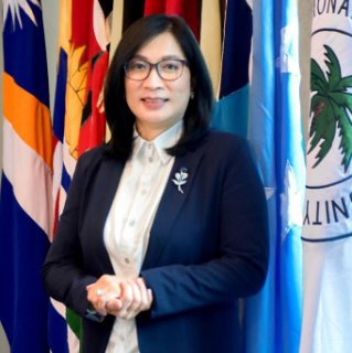 DR. JELFINA C. ALOUW